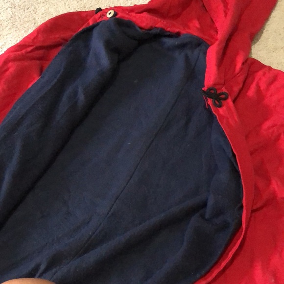 Handmade cape with removable inside - Picture 9 of 9